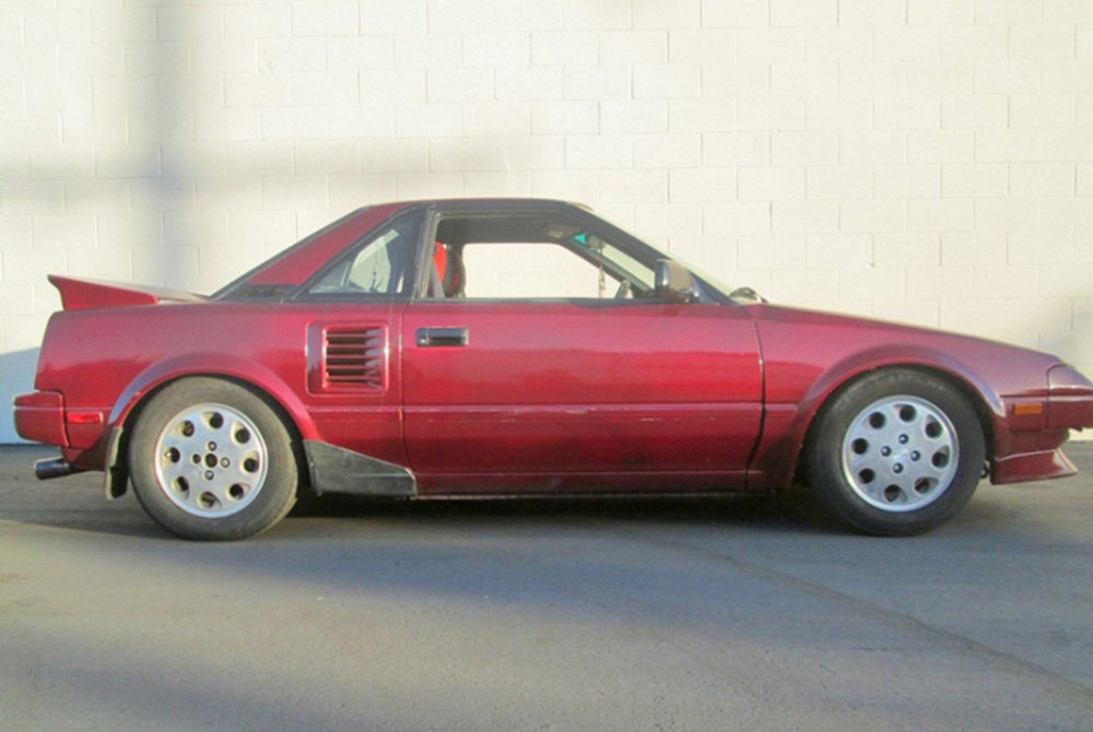 Toyota MR2 W10 w/ 4-Bolt Strut Coilovers (1986-1989) Megan Racing Street Series - 32 Way Adjustable w/ Front Camber Plates